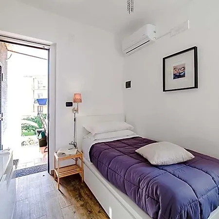 לינה וארוחת בוקר La Casa Di Plinio פומפיי