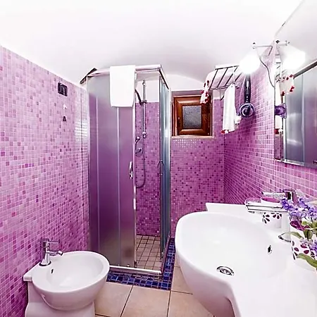 לינה וארוחת בוקר La Casa Di Plinio פומפיי