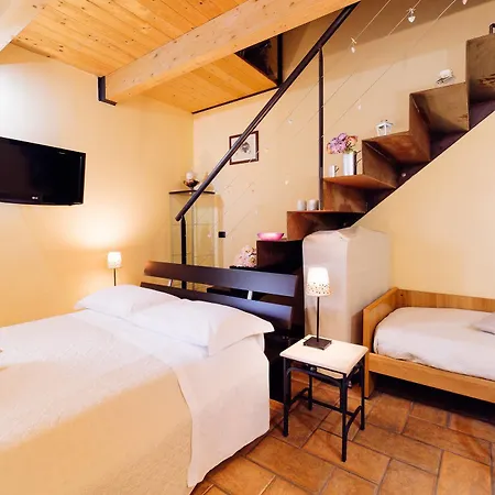 La Casa Di Plinio 3* Πομπηία