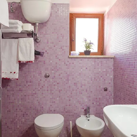 La Casa Di Plinio Bed and Breakfast