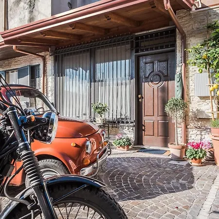 La Casa Di Plinio Bed & Breakfast