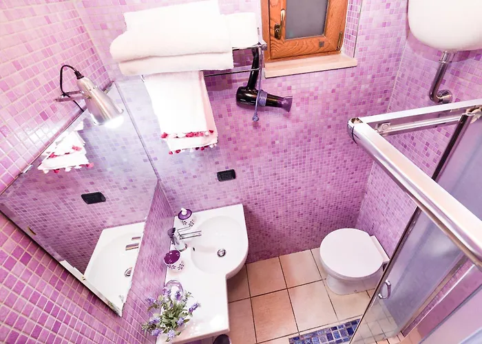 La Casa Di Plinio Bed & Breakfast 4*